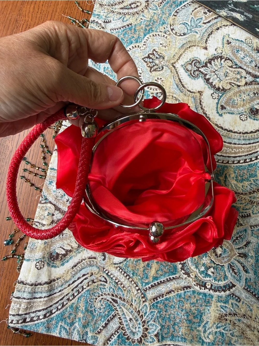 Wristlet Evening Bag Red Rosette Kiss Lock Satin Floral Cl